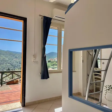 Porto Santo Stefano Sunny Retreat Apartment